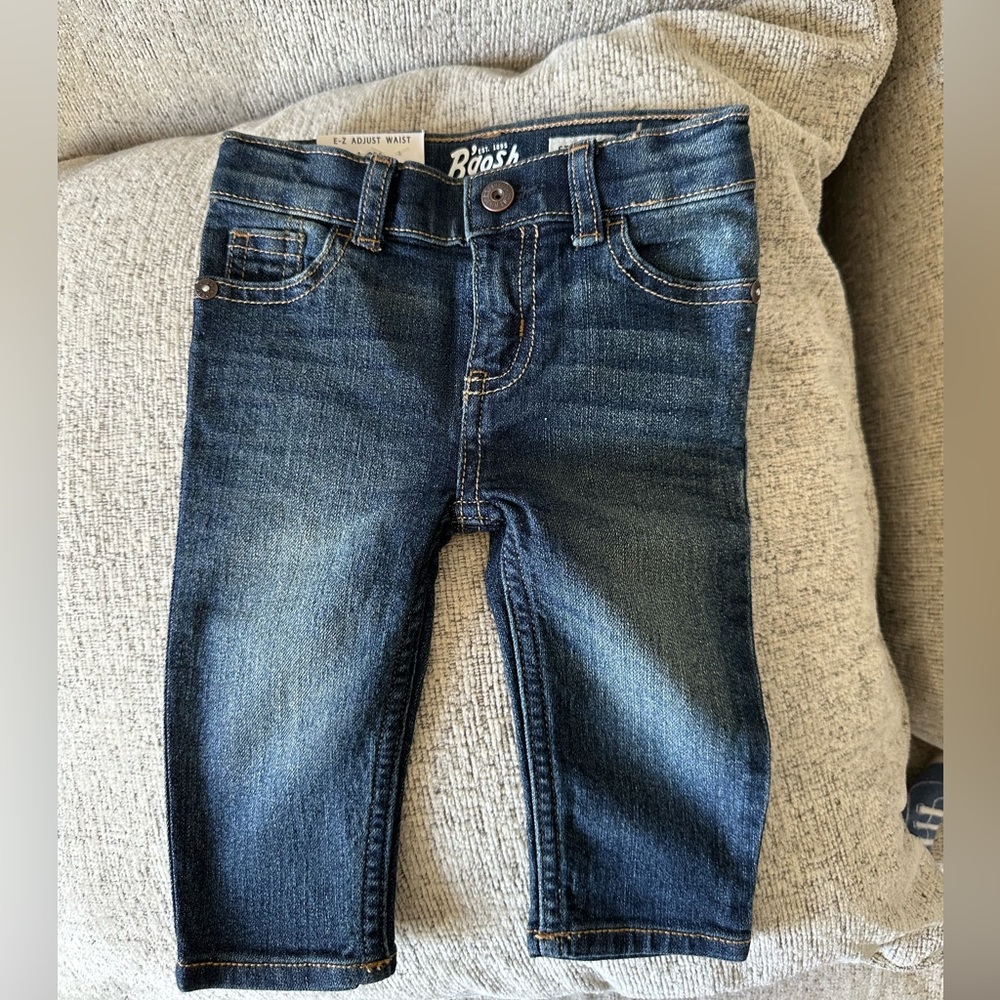 NWT Oshkosh faded blue jeans for baby